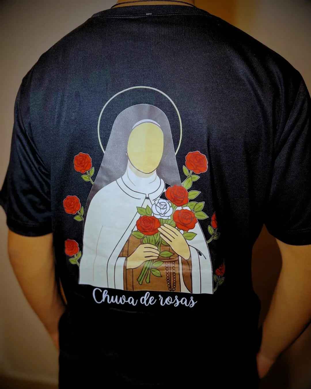T-shirt Santa Teresinha
